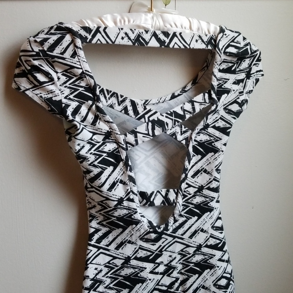 Abstract Mini Dress - Picture 2 of 2
